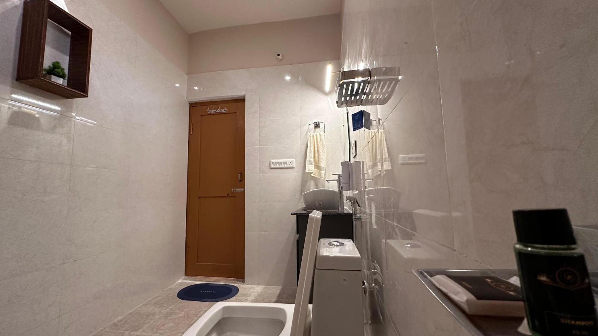 The Lumi Hotel Bir  Bagian luar foto
