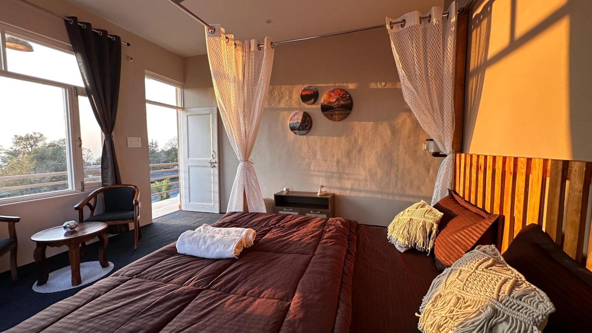 The Lumi Hotel Bir  Bagian luar foto